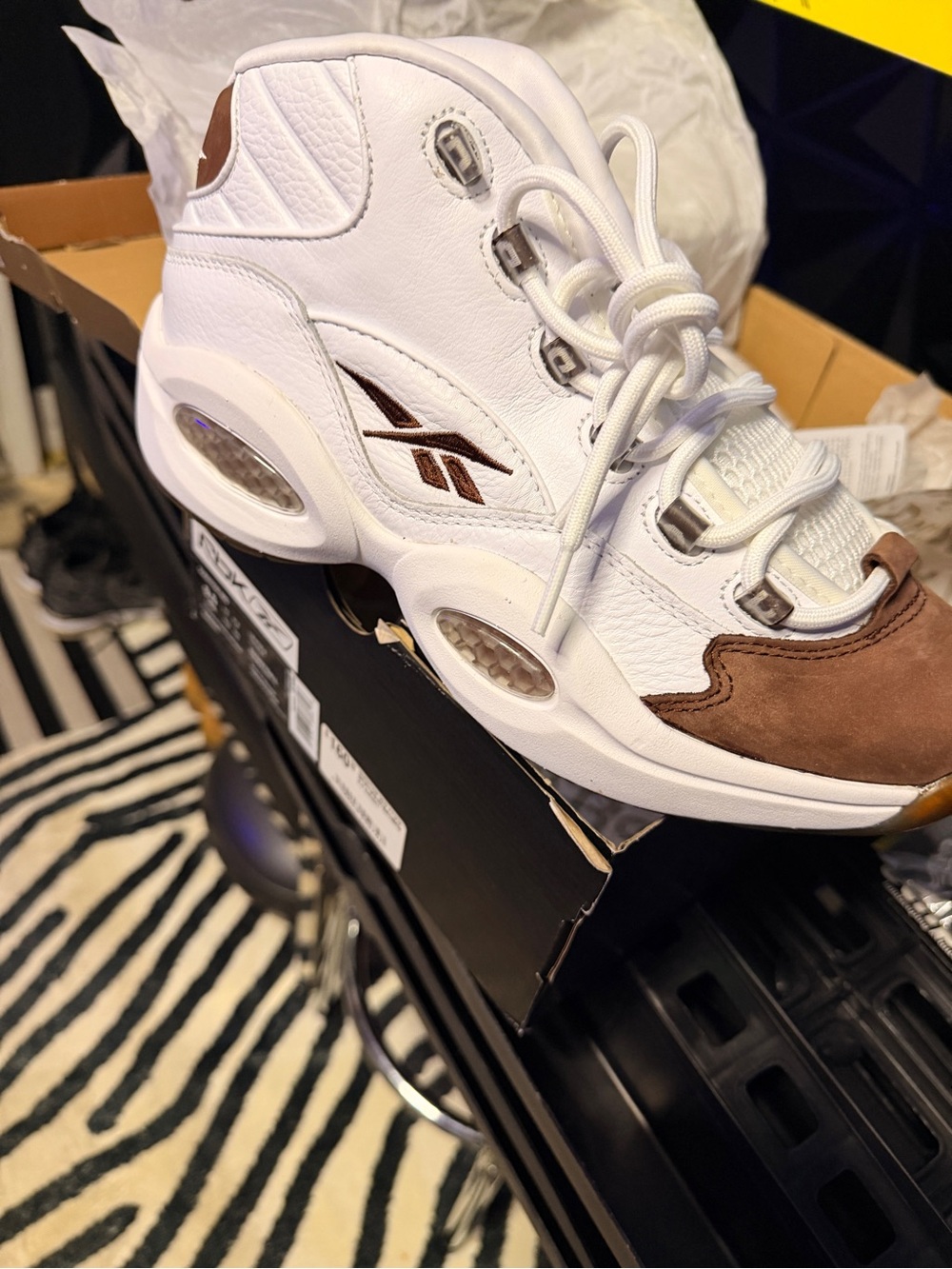 Allen “The Answer” Iversob Reebok White and Brown Mid Sneakers - Picture 4 of 4